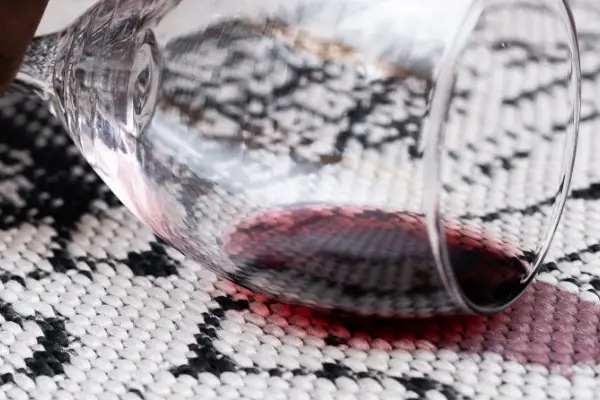 Identify & Treat Carpet Staining and Soiling - Floors South Africa